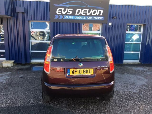 2010 Skoda Roomster 1.4 TDI SE 5dr image 6