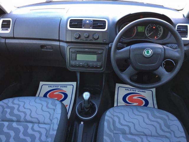 2010 Skoda Roomster 1.4 TDI SE 5dr image 10