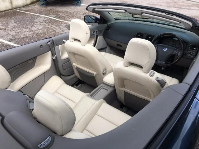 2006 Volvo C70 2.4i SE 2dr image 5