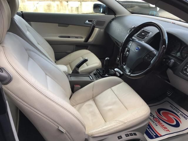 2006 Volvo C70 2.4i SE 2dr image 6