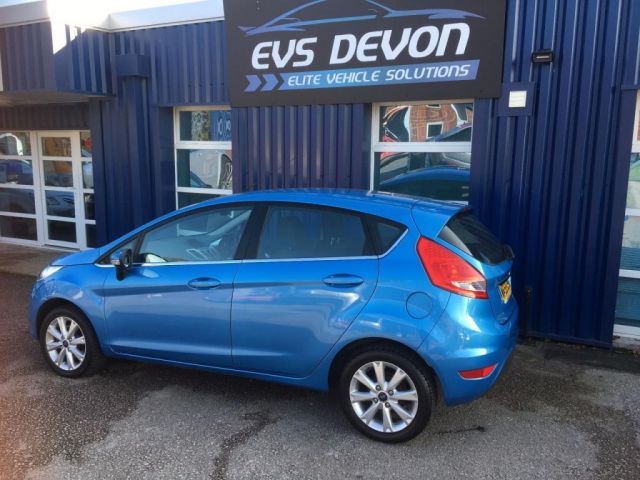 2009 Ford Fiesta 1.25 Zetec 5dr image 5