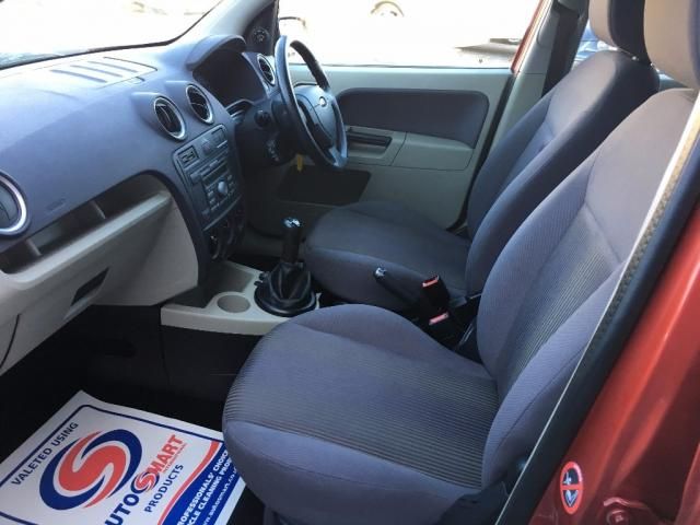 2008 Ford Fusion 1.4 Style 5dr image 8