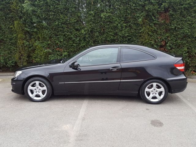 2008 Mercedes-Benz 1.8 CLC200 Kompressor SE 3d image 4