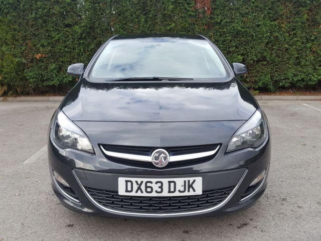 2013 Vauxhall Astra 1.7 SRI CDTI 5d image 3