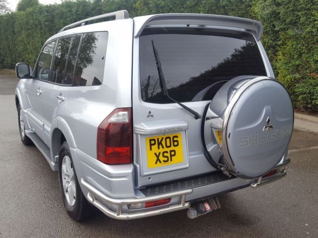 2006 Mitsubishi Shogun 3.2 5d image 4