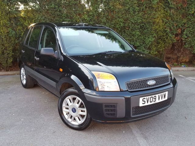 2009 Ford Fusion 1.4 5d image 1