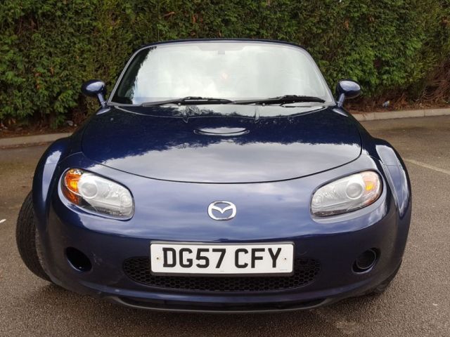 2007 Mazda MX-5 1.8 I Roadster 2d image 2