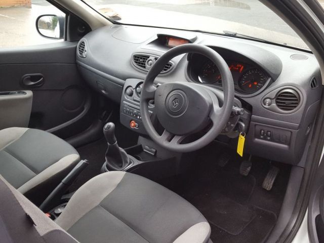 2009 Renault Clio 1.1 Extreme 3d image 7