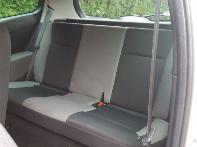 2009 Renault Clio 1.1 Extreme 3d image 9