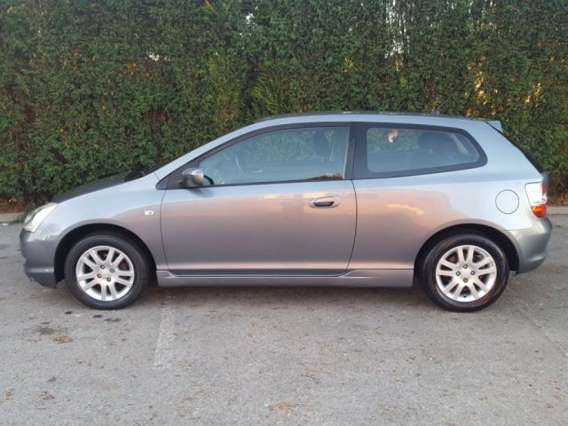 2005 Honda Civic 1.6 SE I-VTEC 3d image 4