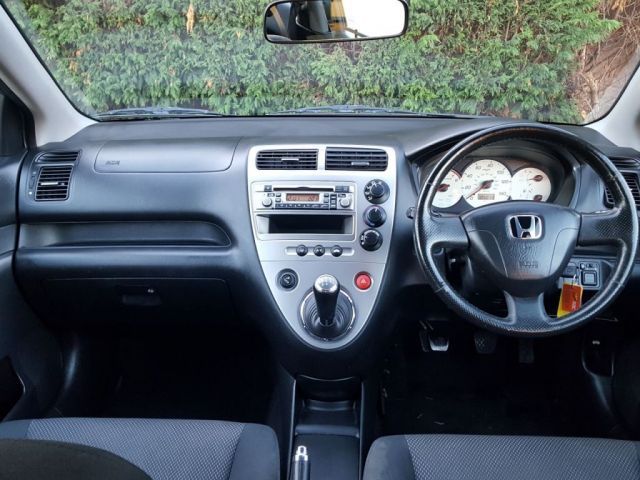 2005 Honda Civic 1.6 SE I-VTEC 3d image 9