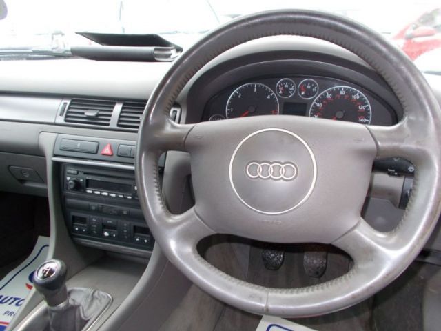 2002 Audi A6 1.9 TDI SE 4d image 10