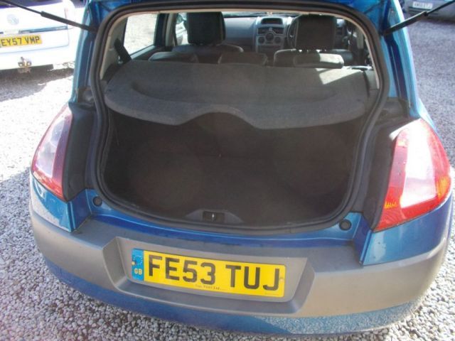 2003 Renault Megane 1.9 DCI 5d image 6