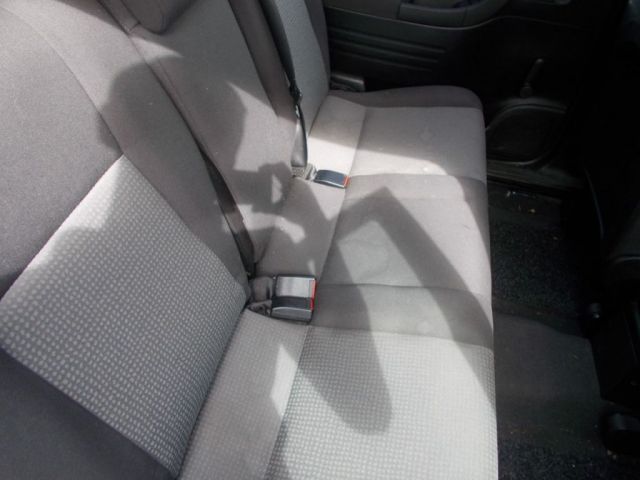 2003 Vauxhall Zafira 2.0 DTI 16V 5d image 8