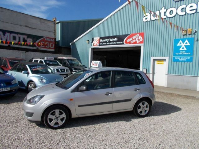 2007 Ford Fiesta 1.4 16V 5d image 2