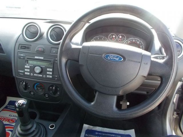 2007 Ford Fiesta 1.4 16V 5d image 9
