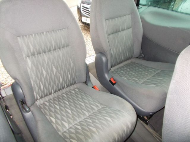 2003 Ford Galaxy 1.9 Zetec TDDI 5d image 7