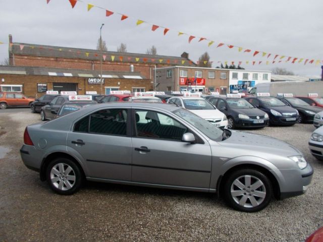 2005 Ford Mondeo 2.0 TDCI 5d image 4