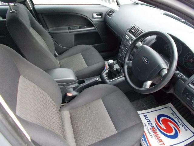 2005 Ford Mondeo 2.0 TDCI 5d image 7