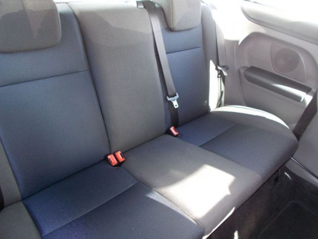 2007 Ford Focus 1.6 Zetec 16V 3d image 7