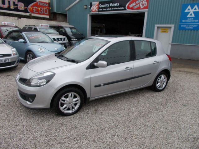 2007 Renault Clio 1.5 DCI 5d image 2