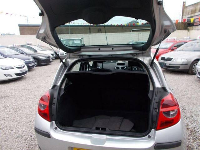 2007 Renault Clio 1.5 DCI 5d image 5
