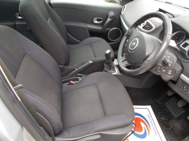 2007 Renault Clio 1.5 DCI 5d image 7