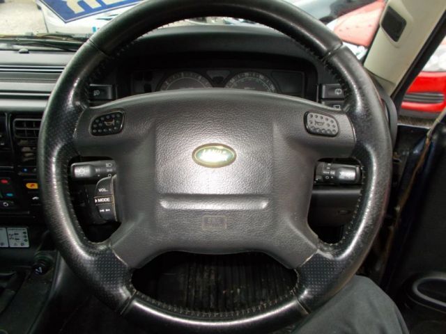 2003 Land Rover Discovery 2.5 TD5 GS 5d image 10