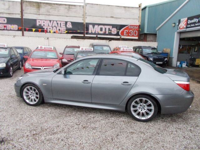 2009 BMW 5 Series 2.0 520D M Sport 4d image 2