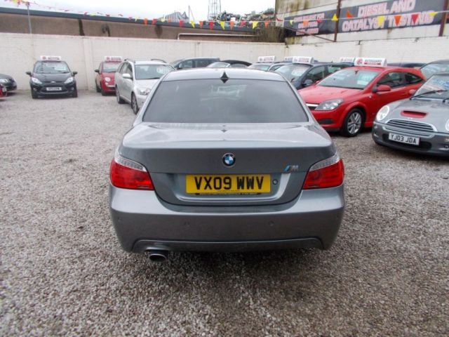 2009 BMW 5 Series 2.0 520D M Sport 4d image 3
