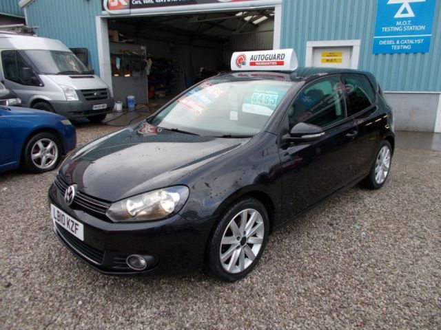2010 Volkswagen Golf 2.0 GT TDI 3d image 1