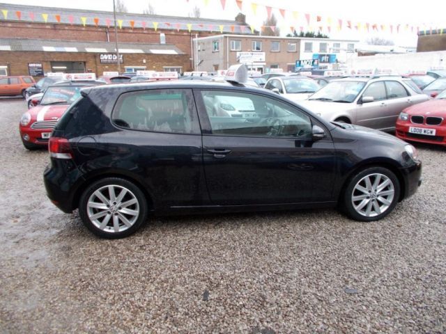2010 Volkswagen Golf 2.0 GT TDI 3d image 4
