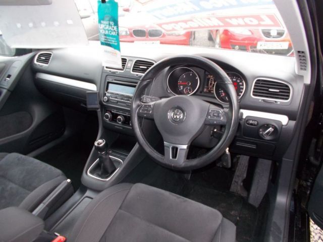 2010 Volkswagen Golf 2.0 GT TDI 3d image 6