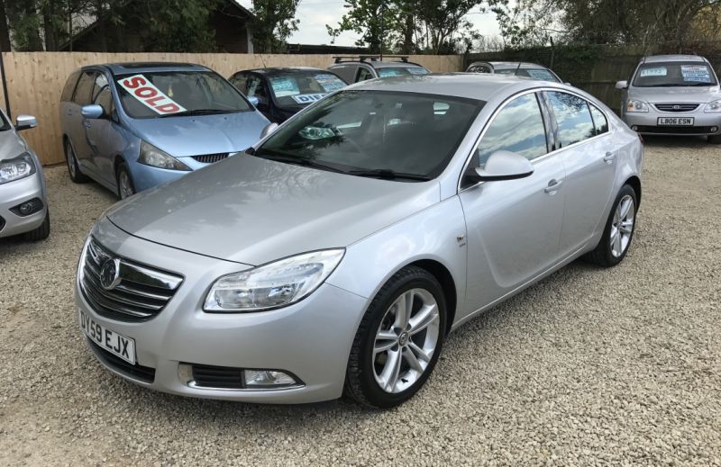 2009 Vauxhall Insignia 2.0 CDTi 16v SRi image 3