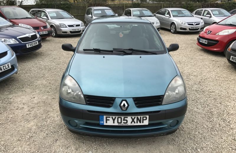 2005 Renault Clio 1.5 dCi image 2