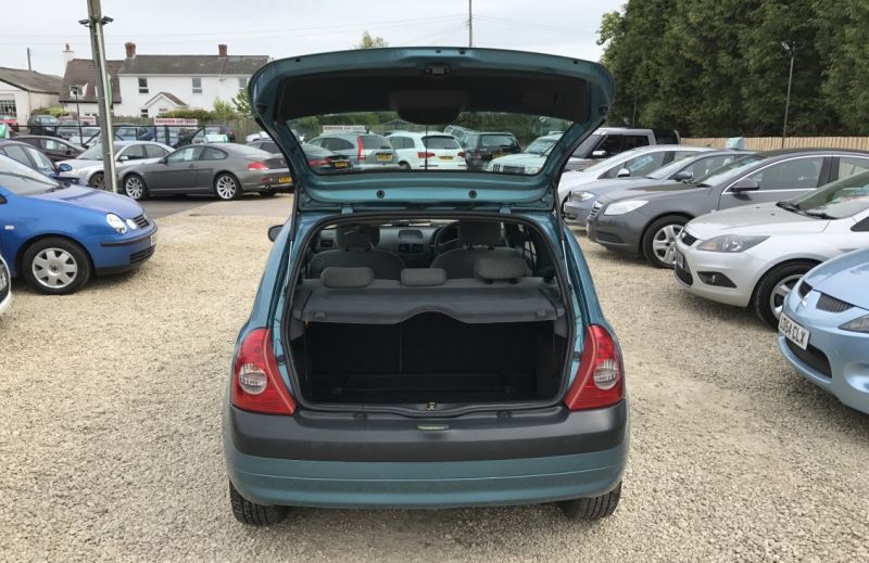 2005 Renault Clio 1.5 dCi image 5