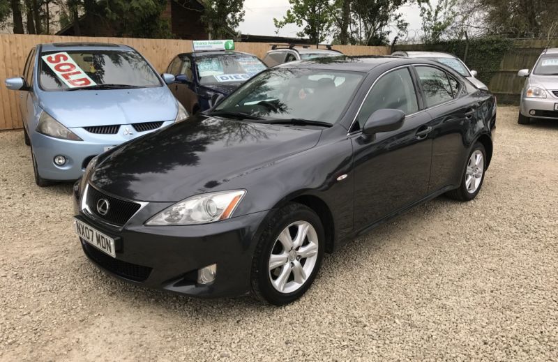2007 Lexus IS 220d 2.2 TD image 3