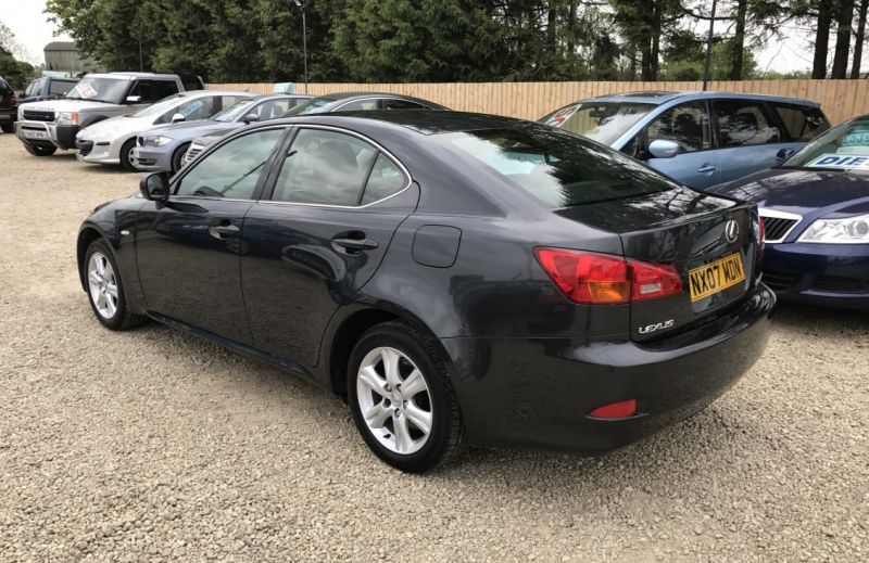 2007 Lexus IS 220d 2.2 TD image 6