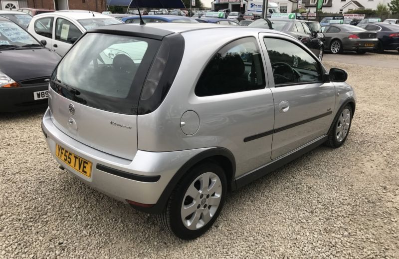 2006 Vauxhall Corsa 1.2 i 16v SXi image 4