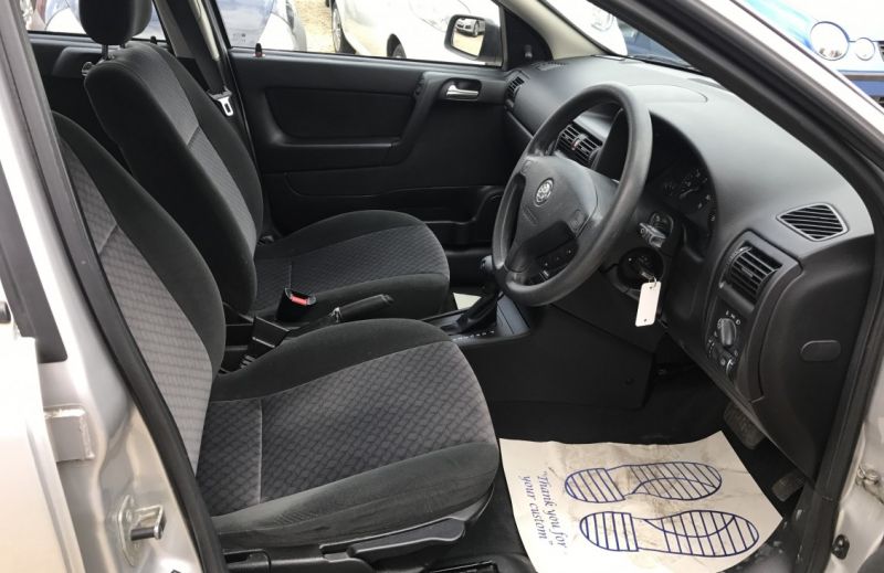 2003 Vauxhall Astra 1.6 i 16v Club image 9