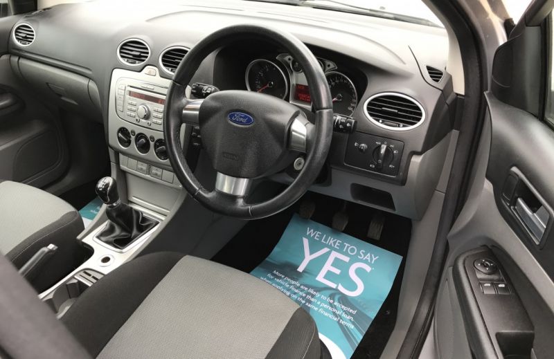2009 Ford Focus 1.6 Zetec image 7
