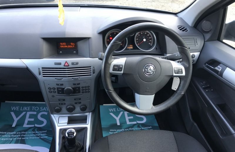 2012 Vauxhall Astravan 1.7 CDTi 16v image 7