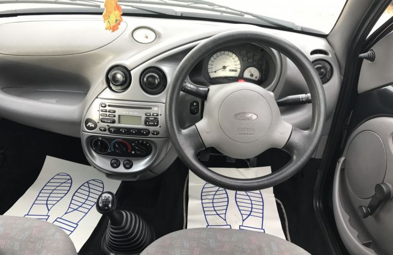 2000 Ford KA 1.3 image 5