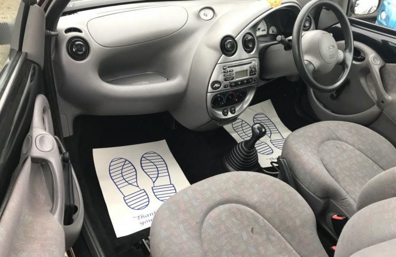2000 Ford KA 1.3 image 6