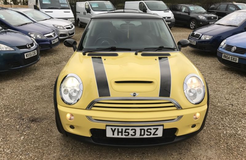 2003 MINI Hatch 1.6 Cooper S image 2