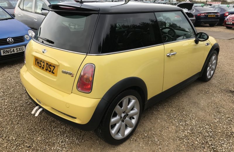 2003 MINI Hatch 1.6 Cooper S image 4
