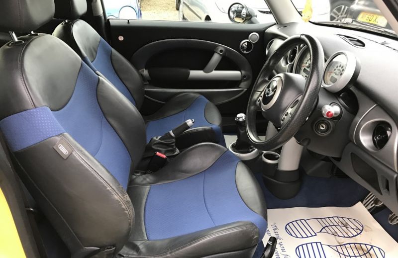 2003 MINI Hatch 1.6 Cooper S image 9