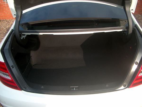 2011 Mercedes-Benz C220 CDI SE 4dr image 7