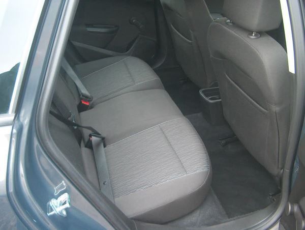 2013 Vauxhall Astra 1.7 CDTi 16V 5dr image 6