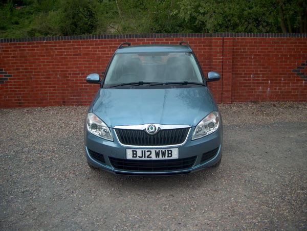 2012 Skoda Fabia 1.6 TDI CR 90 SE 5dr image 2